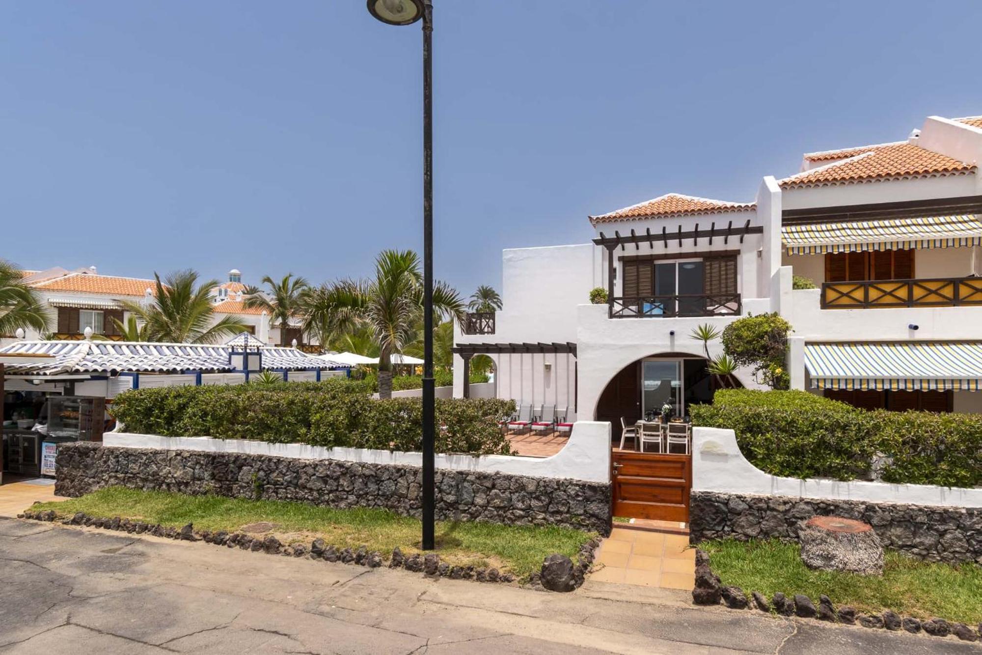 Parque Santiago III 235 - Four Bed Villa Playa de las Americas  Exteriör bild